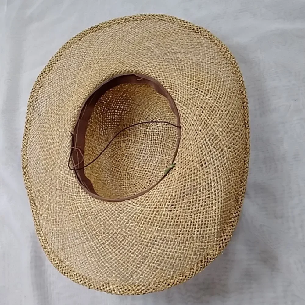 Vintage Handmade Straw Hat - Picture 4 of 6